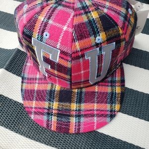 Official brand plaid hat nwt